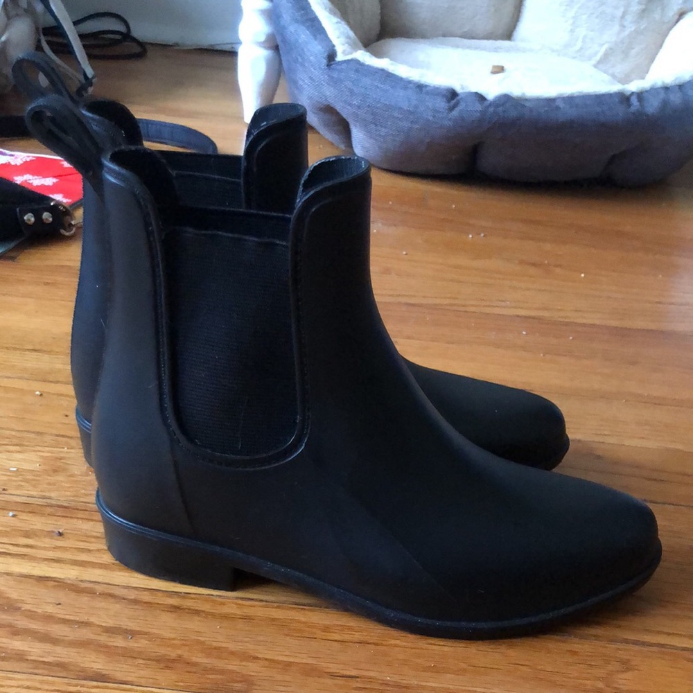 Black Chelsea Rain Boots